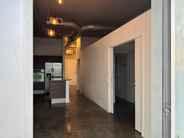 living area - 3029 NE 188th St