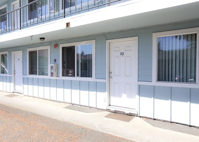 Building Photo - Fairway Apartments