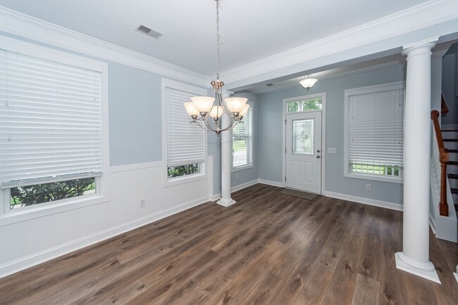 Building Photo - 4 Bedroom, 2.5 Bathroom Home in Reminisce ...