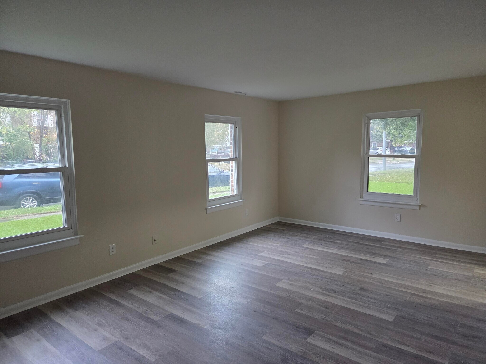 Building Photo - 614 Redkirk Ln