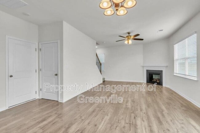 Building Photo - 1771 Odessa Ln