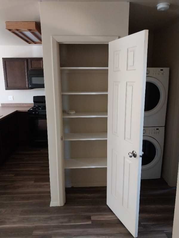 Building Photo - 207 4th St SW