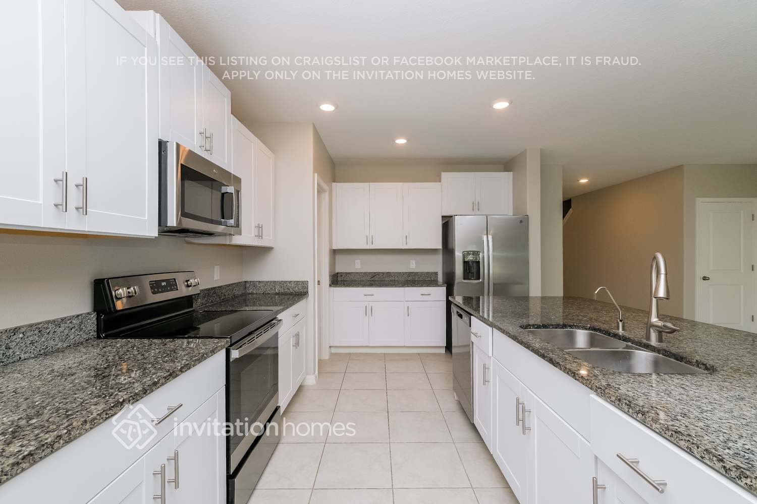 Building Photo - 11181 Riley Pines Cir