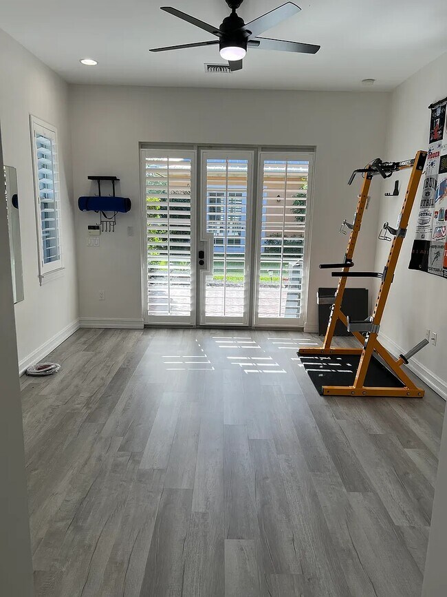 Building Photo - 6535 Caicos Ct