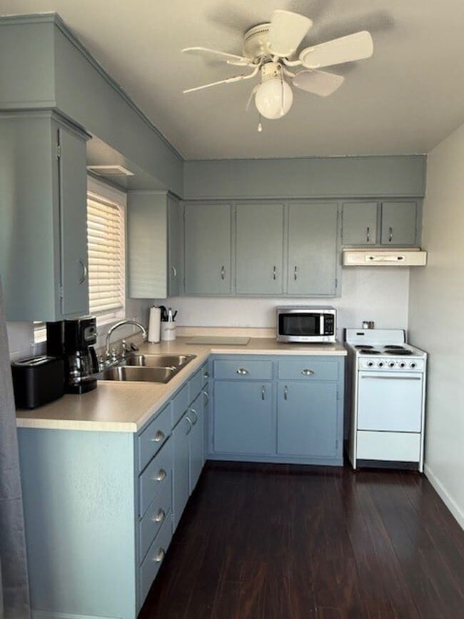 Building Photo - Humble Abode