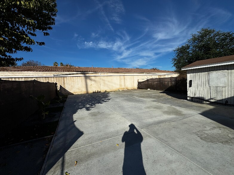 Building Photo - 788 W 13th St