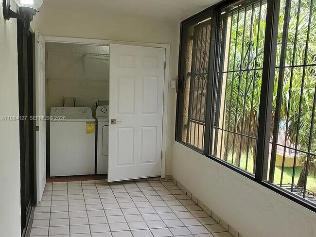 Building Photo - 10885 NW 7th St