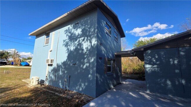 Building Photo - 683 Lake June Rd