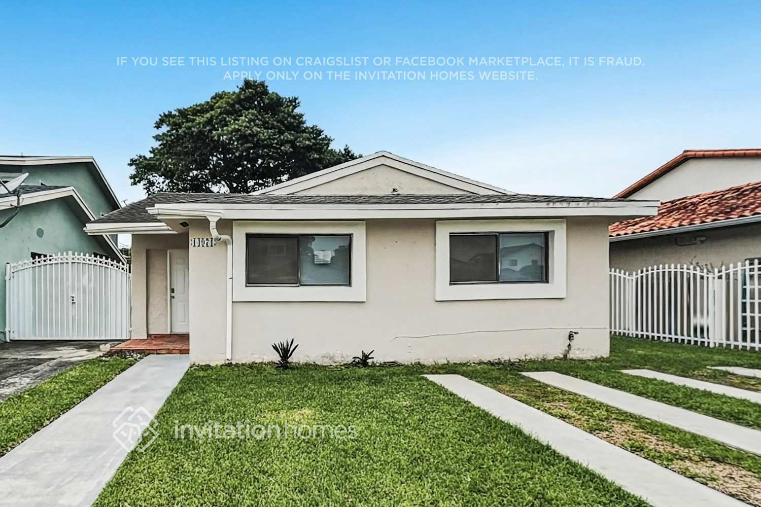 Building Photo - 14971 SW 92nd Terrace