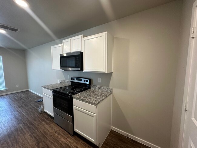Building Photo - 3505 Tiffin Ave