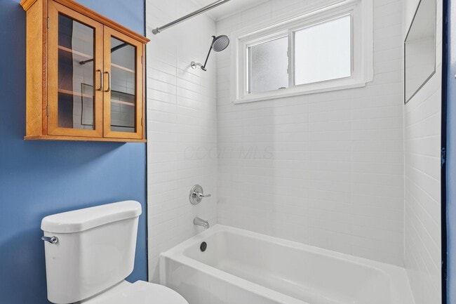 Building Photo - 3042 Rightmire Blvd