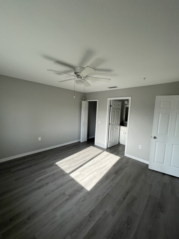 Building Photo - 1935 Ave O SW