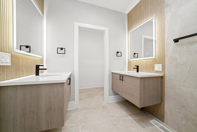 Building Photo - 4009 Faith Ln