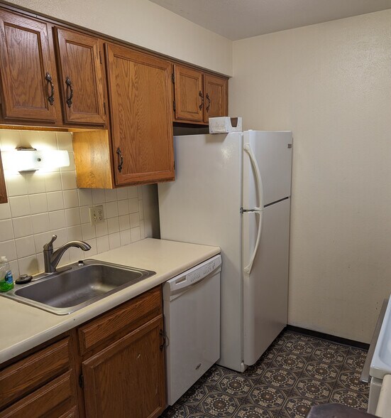 Left side of Kitchen - 2800 Kalmia Ave
