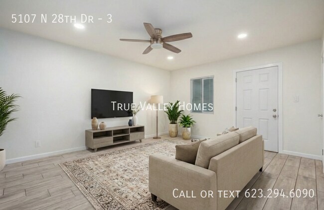 Building Photo - 5107 N 28th Dr