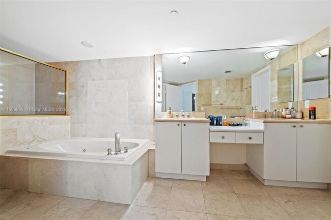 Building Photo - 8925 Collins Ave