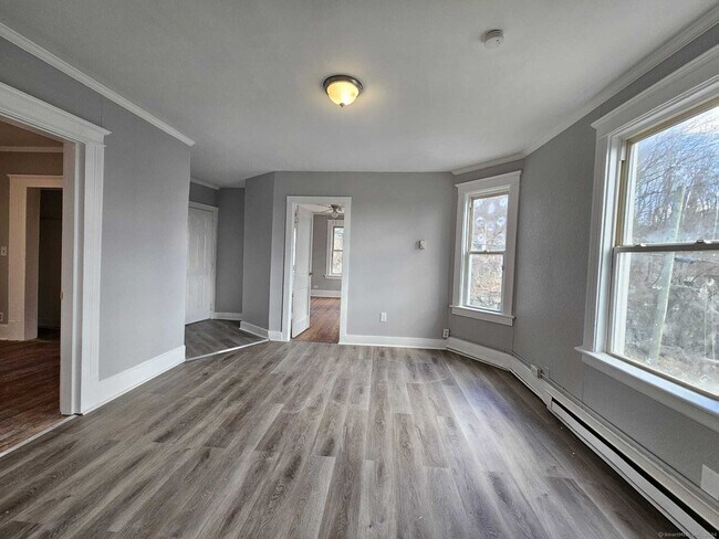 Building Photo - 183 Orange St