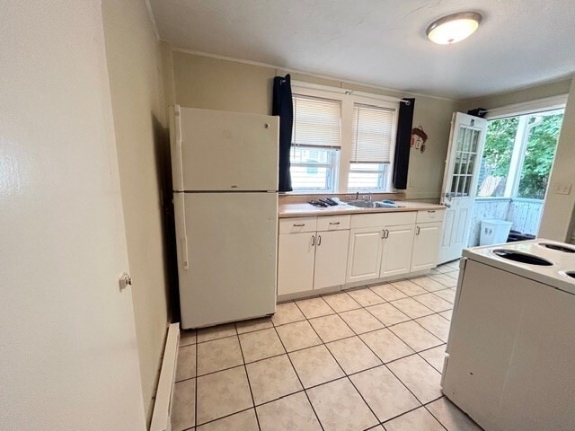 Building Photo - 19 Forest St