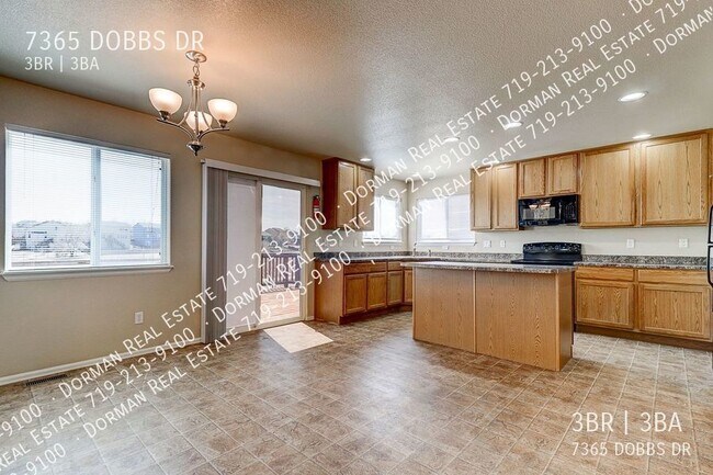 Building Photo - 7365 Dobbs Dr