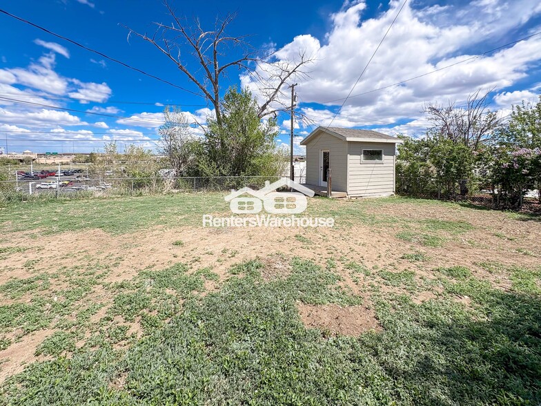 Building Photo - 7086 Jennie Dr