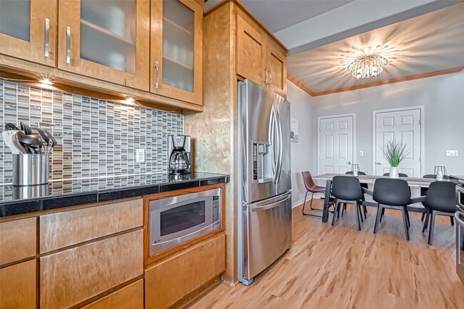 Building Photo - 2102 Todville Rd