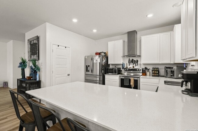 Building Photo - 355 Deer Crest Dr