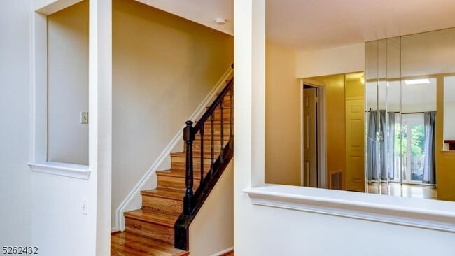 Building Photo - 70 Bayberry Dr