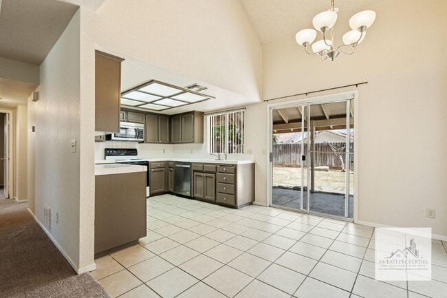 Building Photo - 8840 N Barton Ave