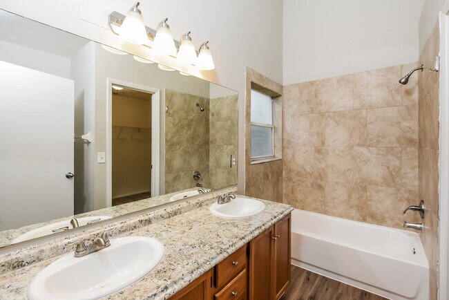 Building Photo - 2635 Cahill Way