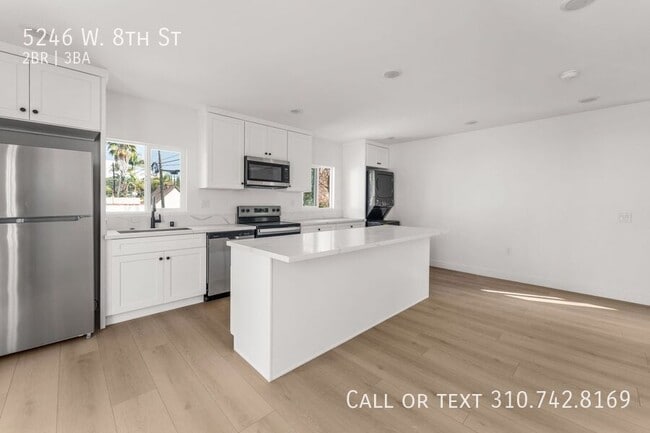 Building Photo - 5246 W 8th St