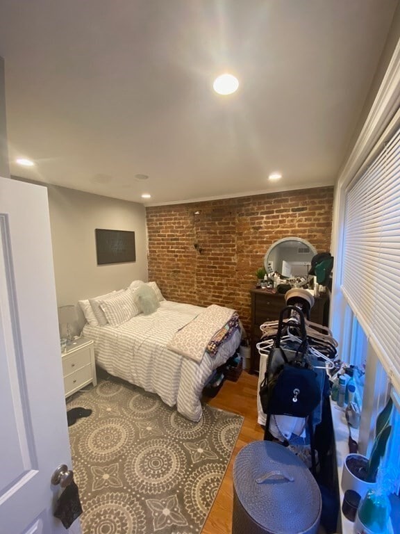 Building Photo - 422 Hanover St