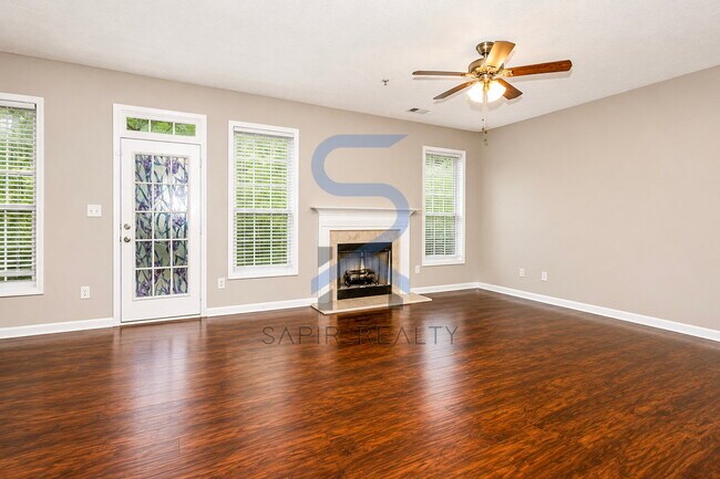 Building Photo - Peaceful Community Charm – 3BR Townhome in Avery Park