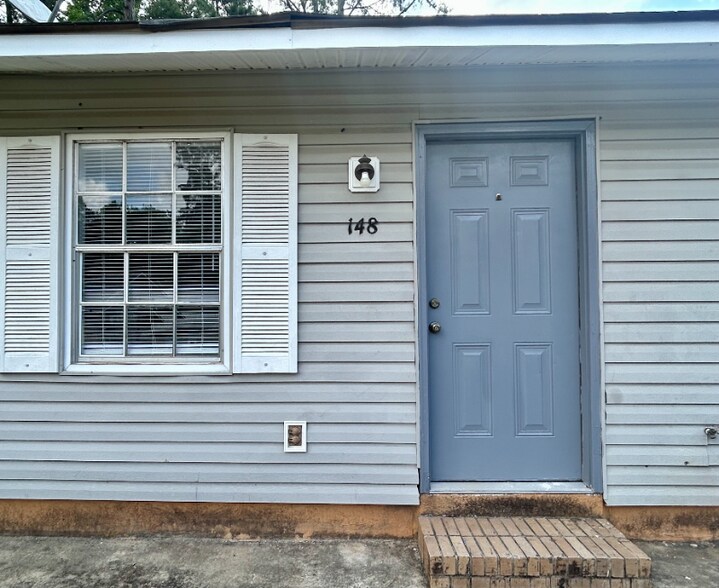 Primary Photo - 1701 Goodwin Rd