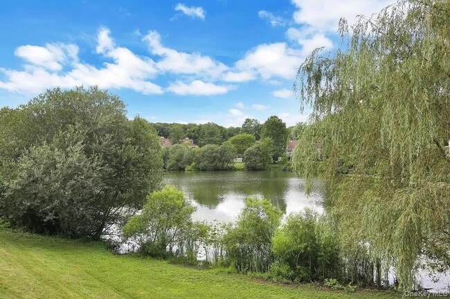 Building Photo - 314 Boulder Ridge Rd