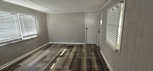 Building Photo - 1325 Wenlon Dr