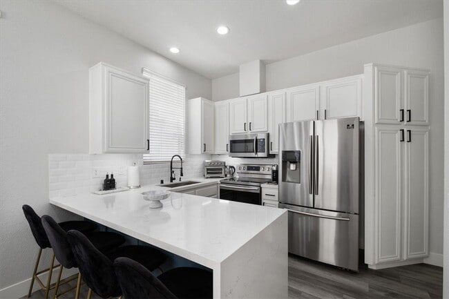 Building Photo - 8102 E Santo Ct