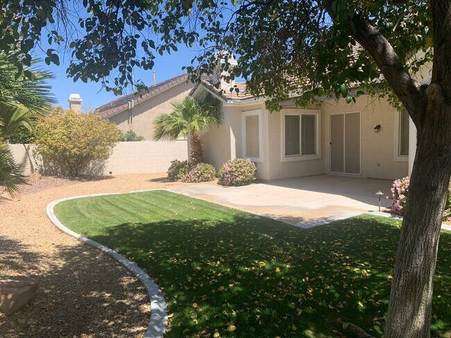 Building Photo - Gated Meticulous Summerlin Home