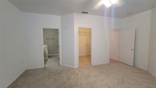 Building Photo - 4926 NW 78th Rd