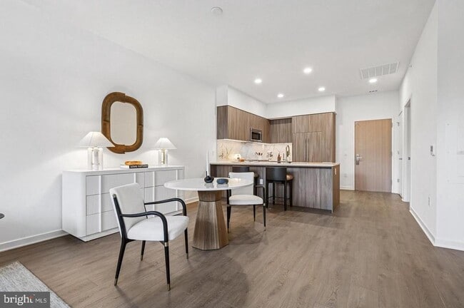 Building Photo - 2650 Woodley Rd NW