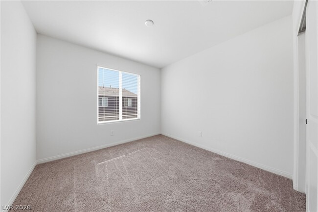 Building Photo - 9238 Soho Sky Ct