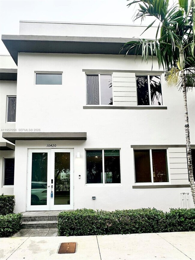 Building Photo - 10420 NW 67th St