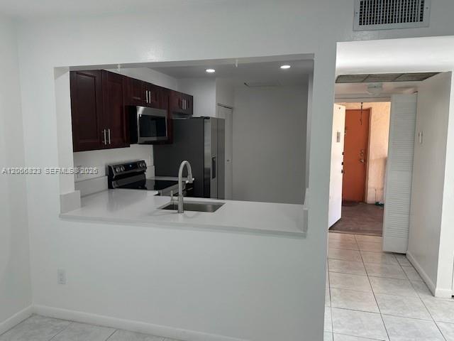 Building Photo - 861 NE 207th Ln