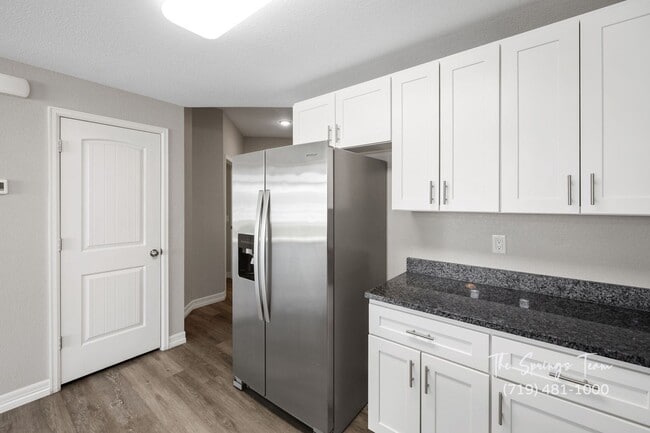 Building Photo - LUXURY 3BR TOWNHOME IN THE VILLAS AT NORTH...