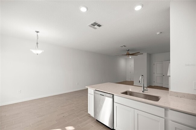 Building Photo - 3483 SE 37th Ct