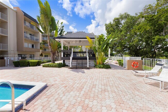 Building Photo - 7725 SW 86th St