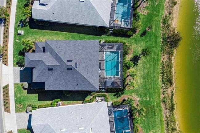 Building Photo - 43233 Treadway Dr