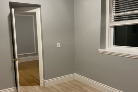 #304 - Earl Court Apartments