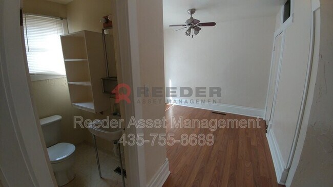 Building Photo - 245 N 100 E