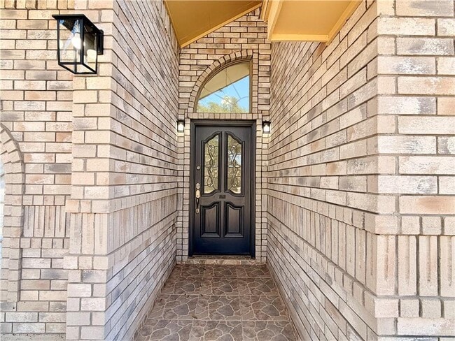 Building Photo - 35 West St