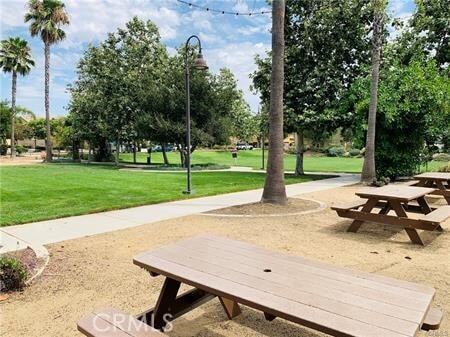 Building Photo - 3010 E Via Fiano